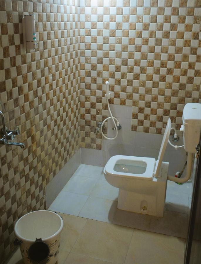 Blue Beds Homestay, Exotic 2Bhk Ac House Jabalpur Luaran gambar