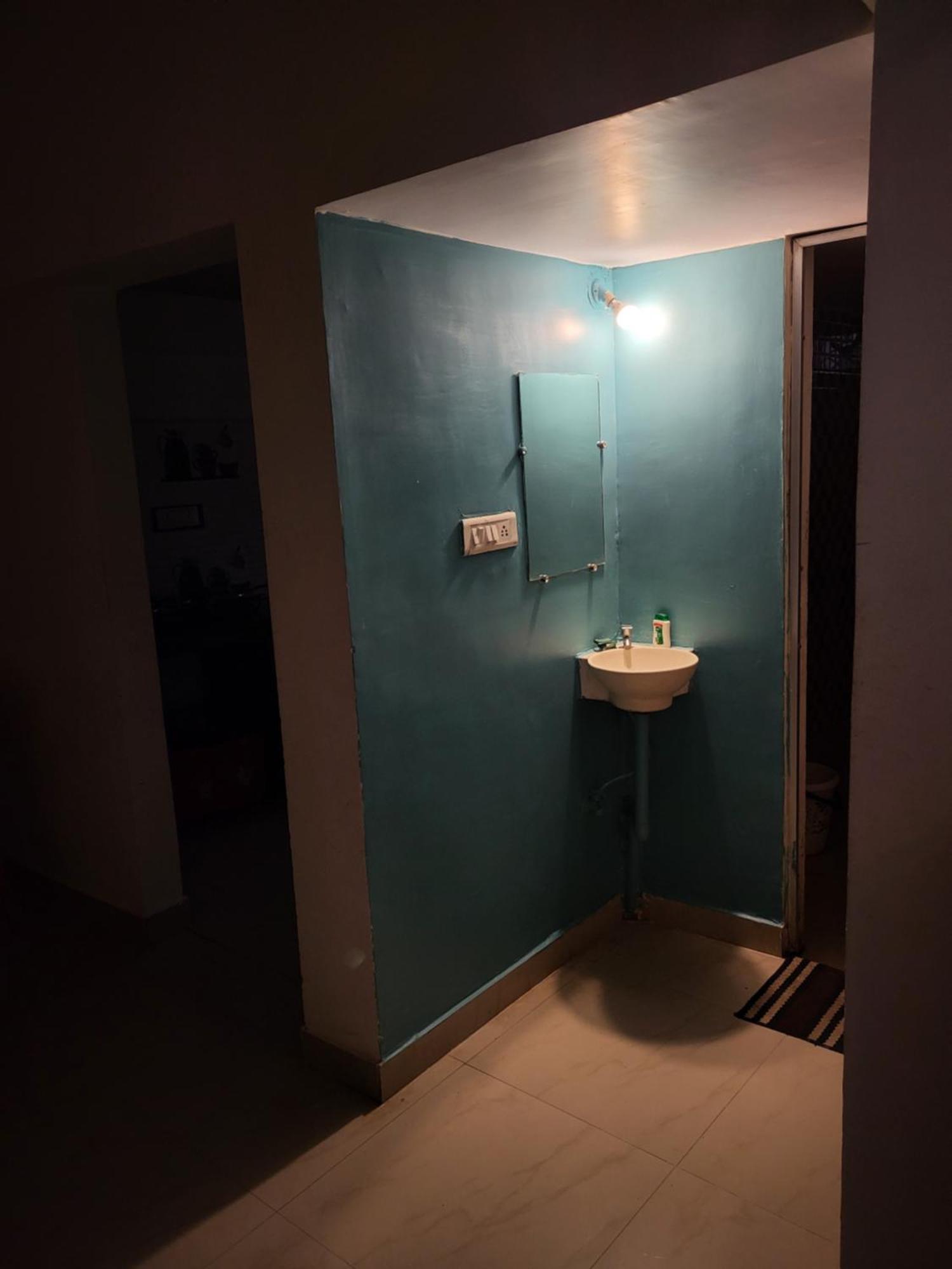 Blue Beds Homestay, Exotic 2Bhk Ac House Jabalpur Luaran gambar